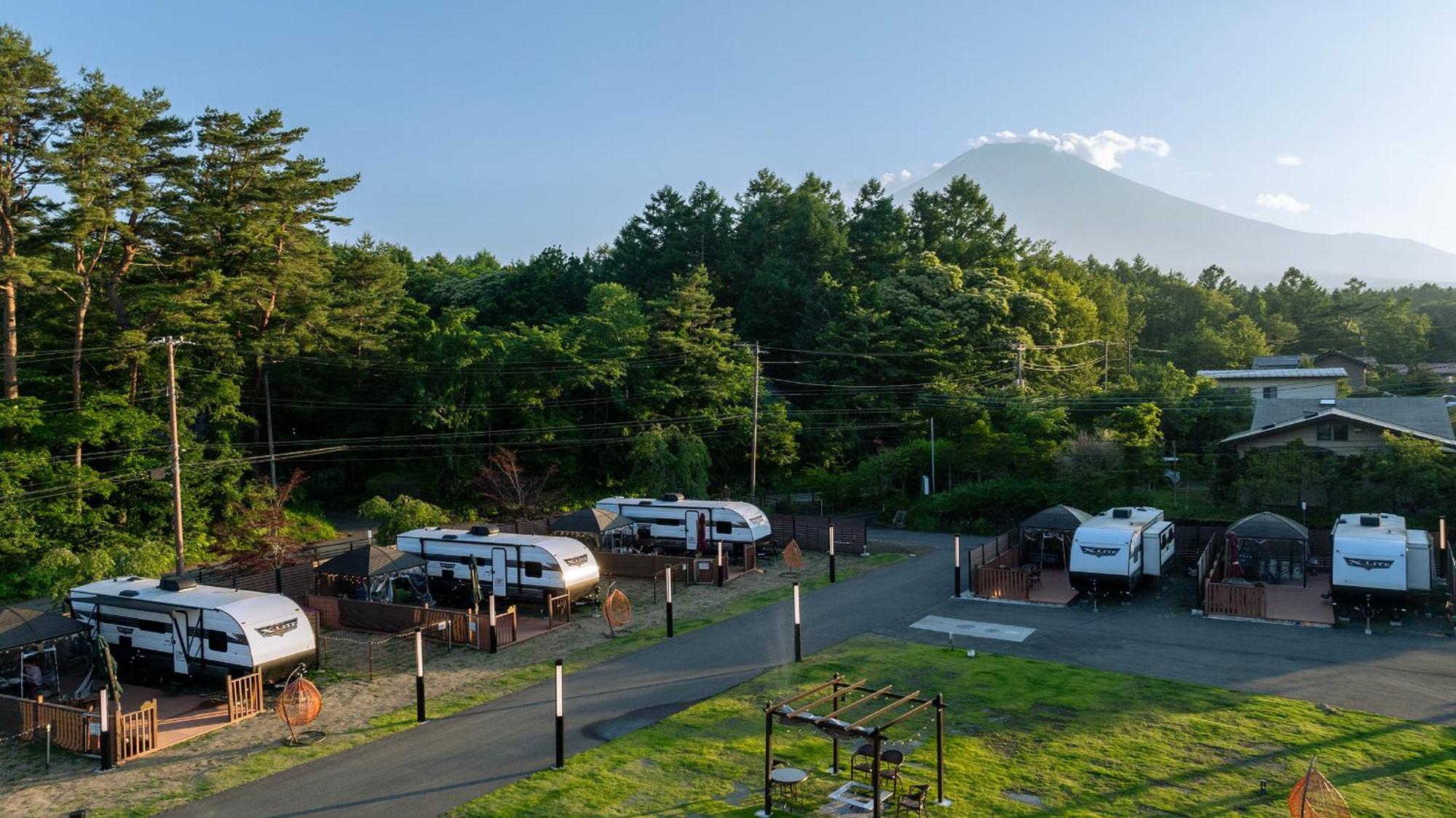 Gramercy Village 山中湖 Glamping &Sauna Yamanakako Bagian luar foto